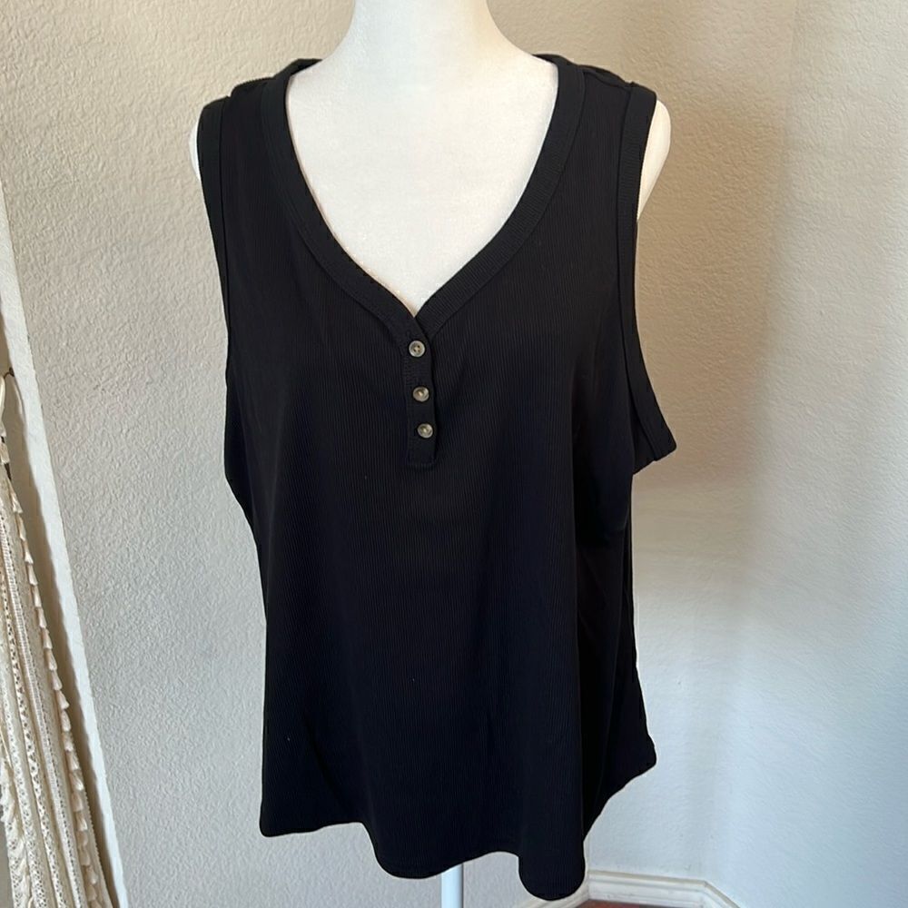 Sonoma Women's Plus Size Black Tank Top with Button Down Front ~ Size 2X